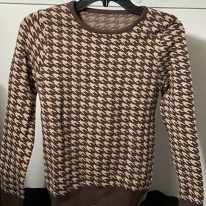 Mia mod amazing quality sweater